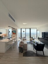 501 N Miami Ave, Unit B2 in Miami, FL - Building Photo - Building Photo