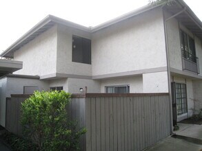 9598 Easter Way, Unit 33 in San Diego, CA - Building Photo - Building Photo