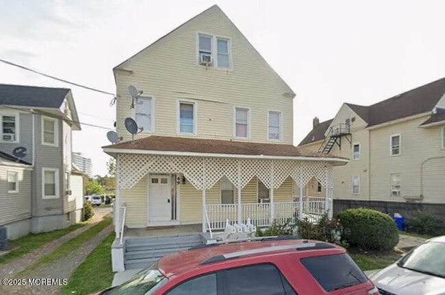 49 2nd Ave in Long Branch, NJ - Building Photo - Building Photo