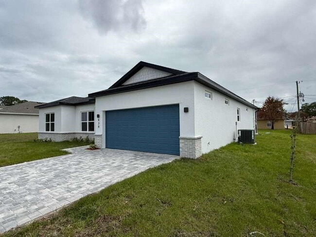 438 Awin Cir SE in Palm Bay, FL - Building Photo - Building Photo