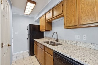 2010 Quaker Landing in Raleigh, NC - Building Photo - Building Photo