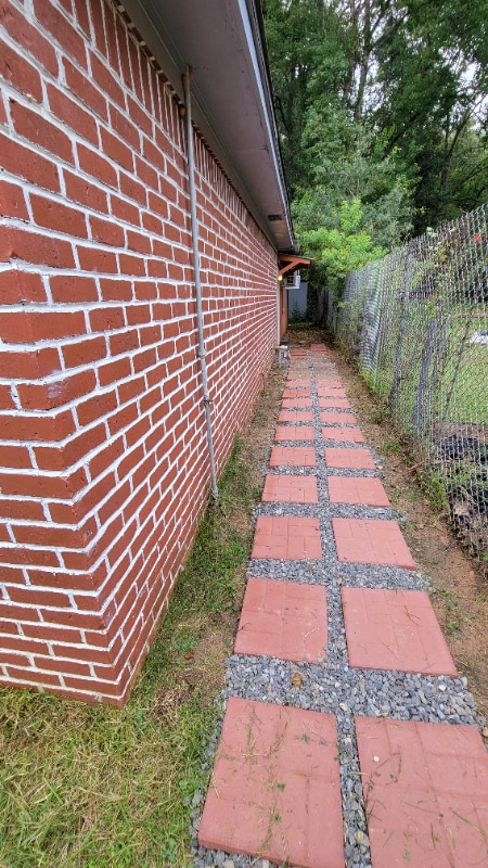 2100 Hill Top Ct in Conroe, TX - Foto de edificio - Building Photo