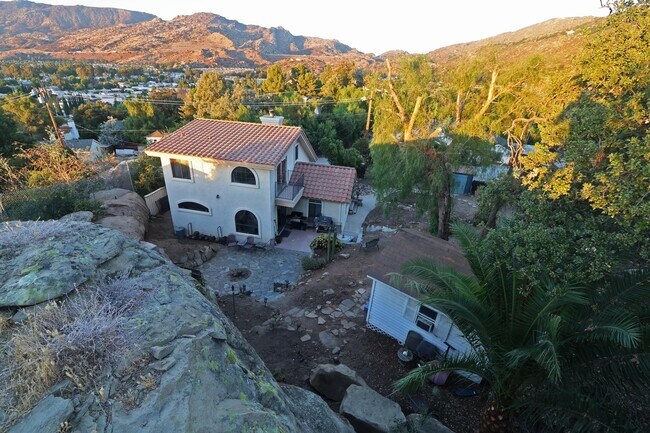 911 Katherine Rd in Simi Valley, CA - Building Photo - Building Photo