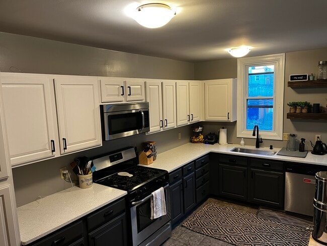 421 Boas St in Harrisburg, PA - Building Photo - Building Photo