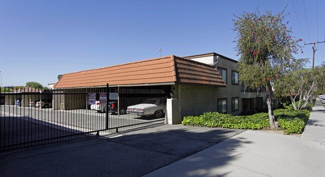 Villa Granada and Viking Apartments in San Bernardino, CA - Building Photo - Building Photo