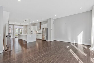 1884 Easterly Rd in Reston, VA - Building Photo - Building Photo