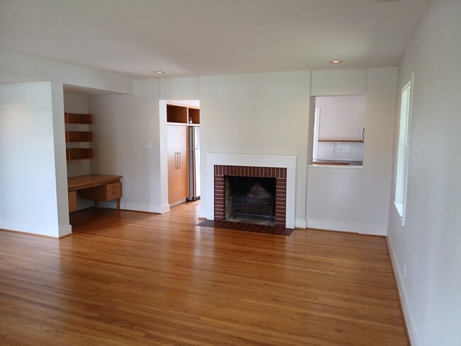 100 Eheart St SE in Blacksburg, VA - Building Photo - Building Photo