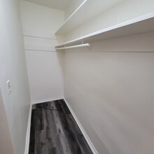 1525 Cassil Pl in Los Angeles, CA - Building Photo - Building Photo