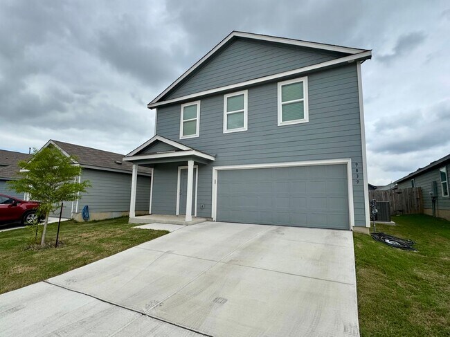 9839 Butte Crk in San Antonio, TX - Building Photo - Building Photo