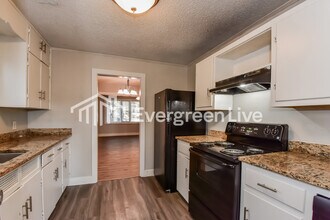 5 Larkin Ct in Columbia, SC - Building Photo - Building Photo