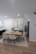 6017 Vine St in Philadelphia, PA - Foto de edificio - Building Photo