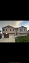 2241 NW 57th St in Lincoln, NE - Building Photo
