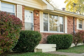 106 Bluewater Dr in Hendersonville, TN - Building Photo - Building Photo