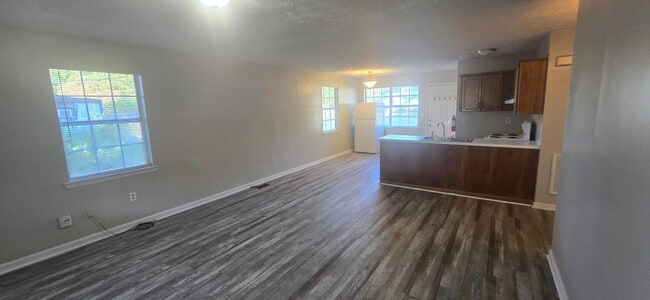 25 Scarbrough Ln in Anniston, AL - Building Photo - Building Photo