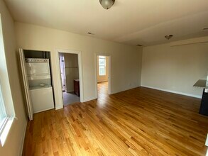 1536 W North Ave in Chicago, IL - Building Photo - Building Photo