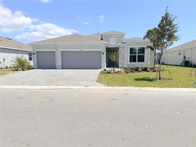 property at 8577 St Kitts Cir