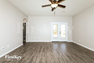 7734 Boulder Sunstone Ln in Panorama Village, TX - Building Photo - Building Photo