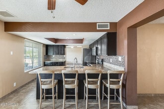 17633 N 15th Ave in Phoenix, AZ - Building Photo - Building Photo