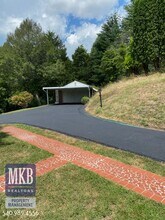 6099 Franklin Rd SW in Roanoke, VA - Building Photo - Building Photo