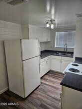 521 E Bethany Home Rd in Phoenix, AZ - Building Photo - Building Photo