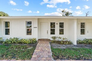 12054 Ellison Wilson Rd in North Palm Beach, FL - Building Photo
