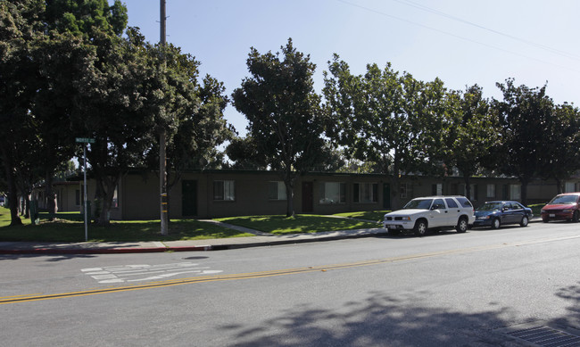 Riviera in Sunnyvale, CA - Foto de edificio - Building Photo