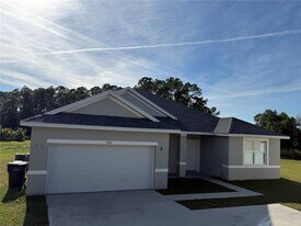 734 Hudson Valley Dr in Poinciana, FL - Building Photo