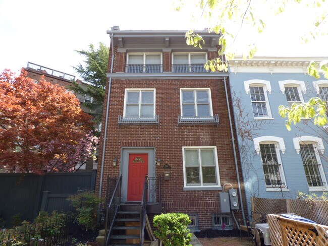1915 New Hampshire Ave NW, Unit B