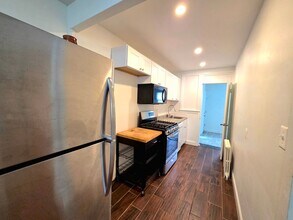 1612 17th Pl SE in Washington, DC - Building Photo - Building Photo