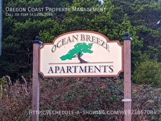 3415 US-101 in Depoe Bay, OR - Building Photo