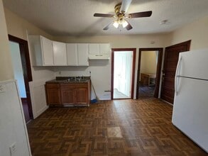 4 Home St in Worcester, MA - Building Photo - Building Photo