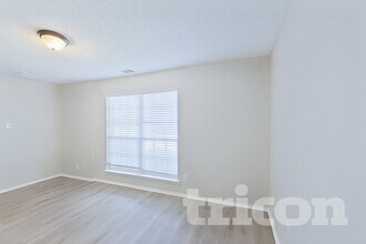 608 Canyon Pl in Desoto, TX - Foto de edificio - Building Photo