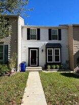 6066 Rock Glen Dr in Elkridge, MD - Building Photo