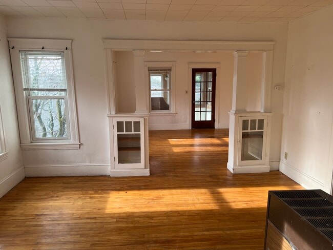 61 Vernon St, Unit 3rd Floor in Worcester, MA - Foto de edificio - Building Photo