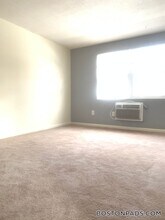 71 Bernier St in Lowell, MA - Foto de edificio - Building Photo