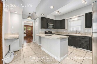 314 Scott Ave NW in Grand Rapids, MI - Building Photo - Building Photo