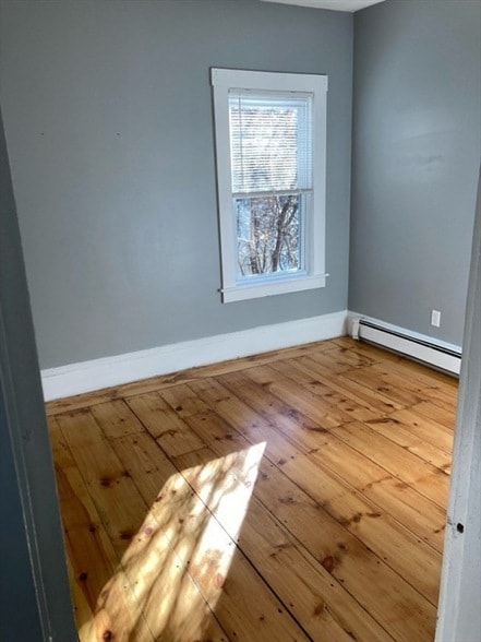 15 Hampton Ave, Unit 15 in Lowell, MA - Building Photo - Building Photo