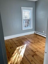 15 Hampton Ave in Lowell, MA - Foto de edificio - Building Photo