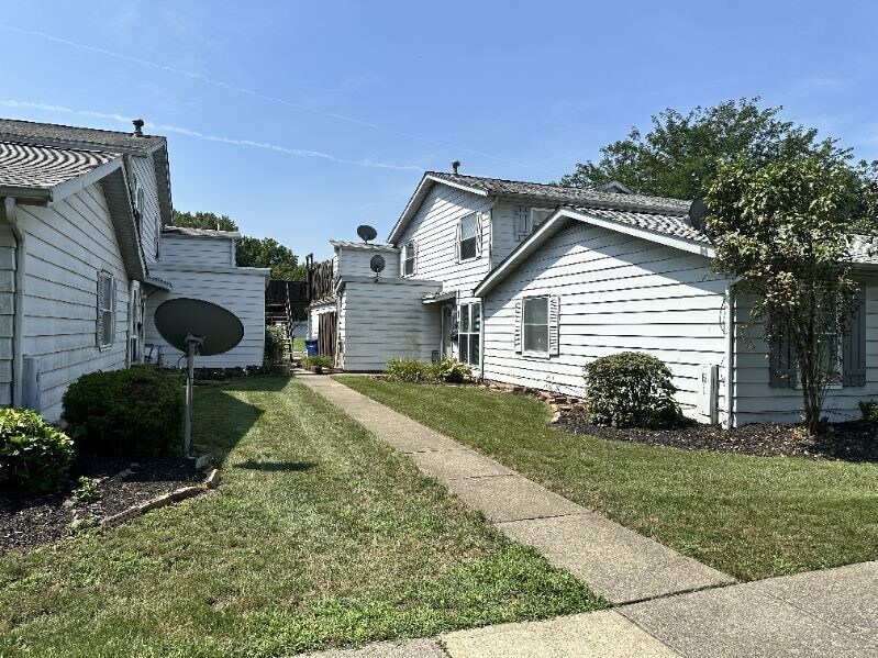 2512 Nassau Dr in Columbus, OH - Building Photo