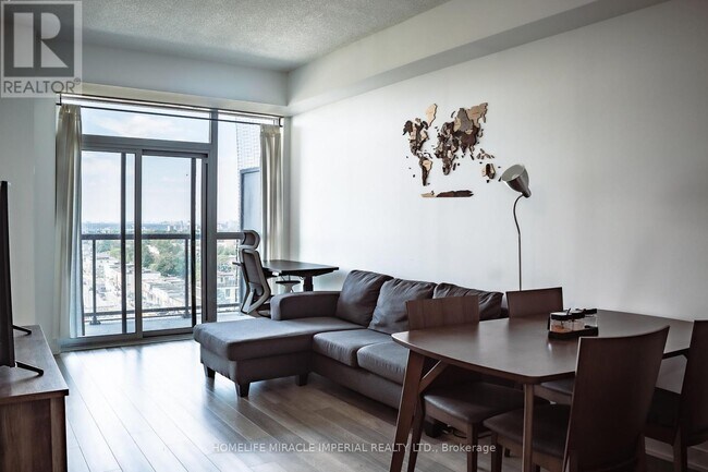 1603 Eglinton Ave W in Toronto, ON - Building Photo - Building Photo