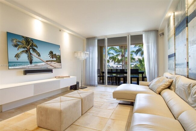 701 Crandon Blvd, Unit 402 in Key Biscayne, FL - Building Photo - Building Photo