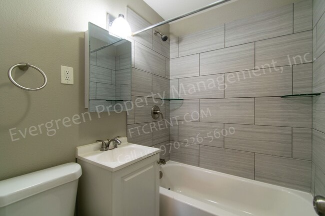 207 E Stuart St in Fort Collins, CO - Building Photo - Building Photo