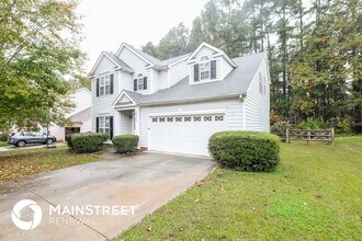 6713 Reedy Creek Rd in Charlotte, NC - Foto de edificio - Building Photo