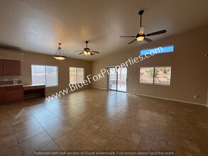 2979 W Royal Copeland Dr in Tucson, AZ - Building Photo - Building Photo