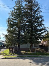 314 Church St in Oakdale, CA - Foto de edificio - Building Photo