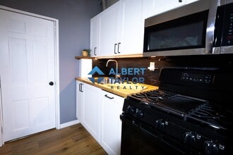 241 Northampton St, Unit 1 in Boston, MA - Building Photo - Building Photo