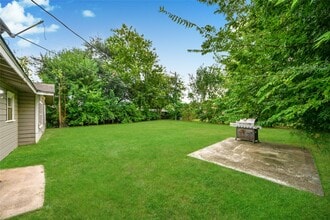 515 24th Ave N in Texas City, TX - Building Photo - Building Photo