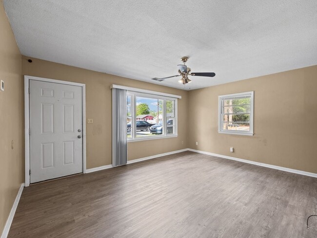 41 Sophia Dr in Jacksonville, NC - Building Photo - Building Photo