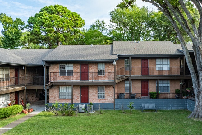 Claridge Apartments