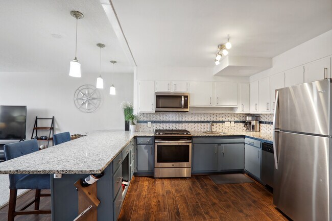 2965 Pharr Ct S Northwest in Atlanta, GA - Building Photo - Building Photo